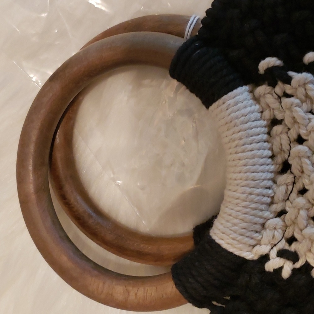 NWT Laude The Label Gabby Mini Macrame Bag Wood Ring Handles Black Ecru - Picture 2 of 9